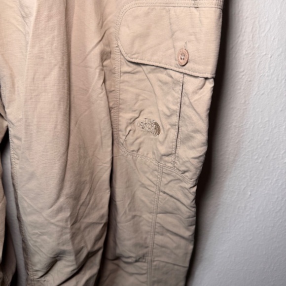 The North Face Performance Outdoor Cargo Pants Men's XL Khaki Tan HIking - Picture 4 of 7